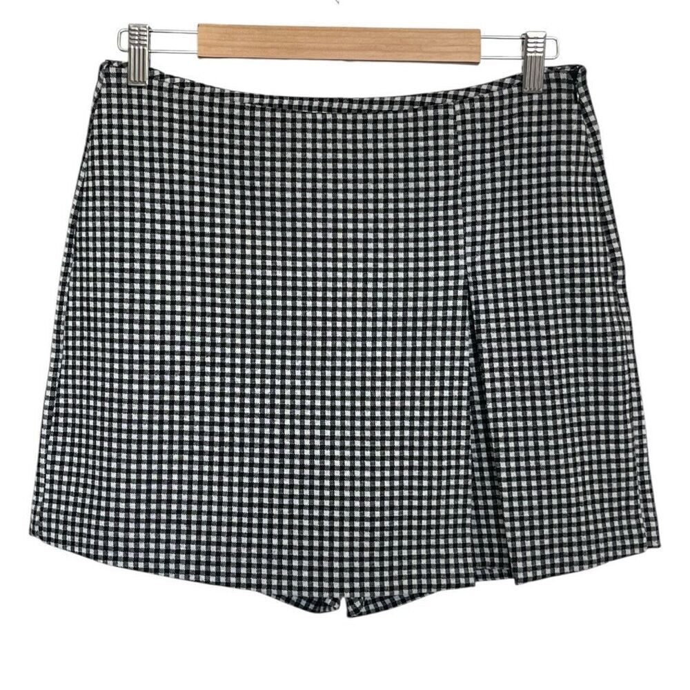 CAbi 5593 Black Gingham Check Plaid Tee Time Slit Skort Skirt Size 8  SKU 5593